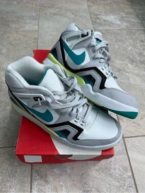 Nike Air Tech Challenge II Turbo Green Mid-Top Sneakers